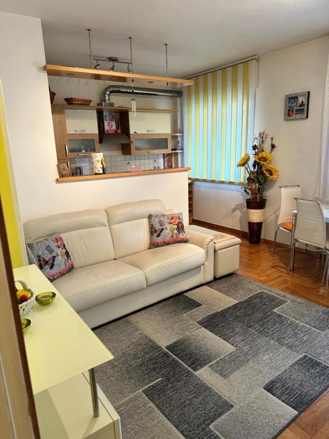 Appartamento Vacanze Мерано Екстер'єр фото